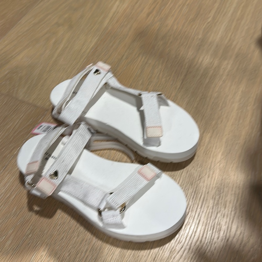 Stoney clover for target sandals